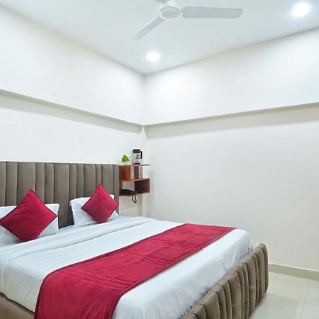 Chowdhry Tourist Lodge - New Delhi Railway Station - 2 Minutes Walk Ngoại thất bức ảnh
