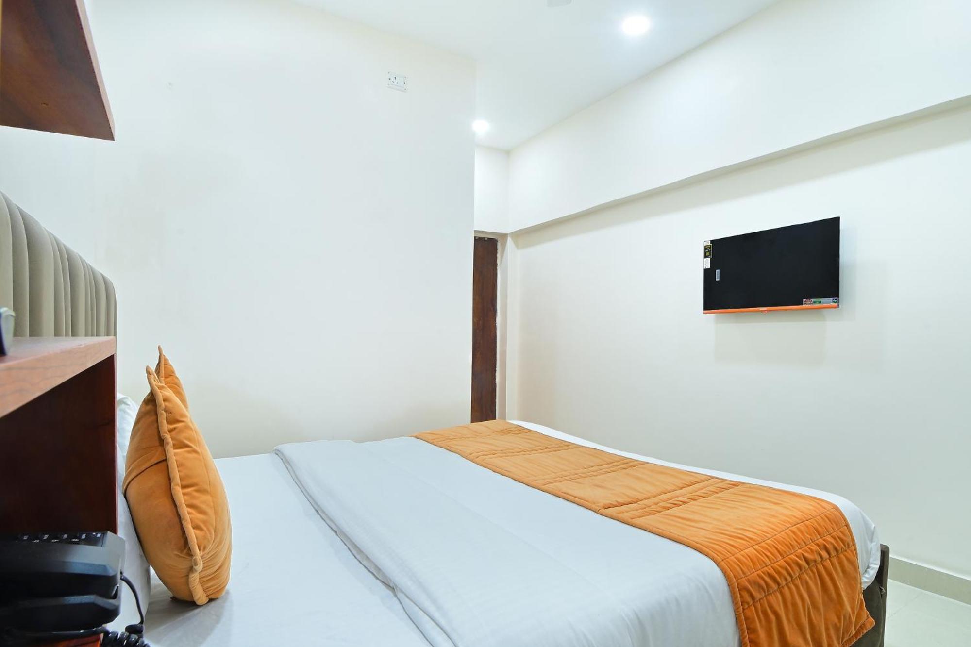 Chowdhry Tourist Lodge - New Delhi Railway Station - 2 Minutes Walk Ngoại thất bức ảnh