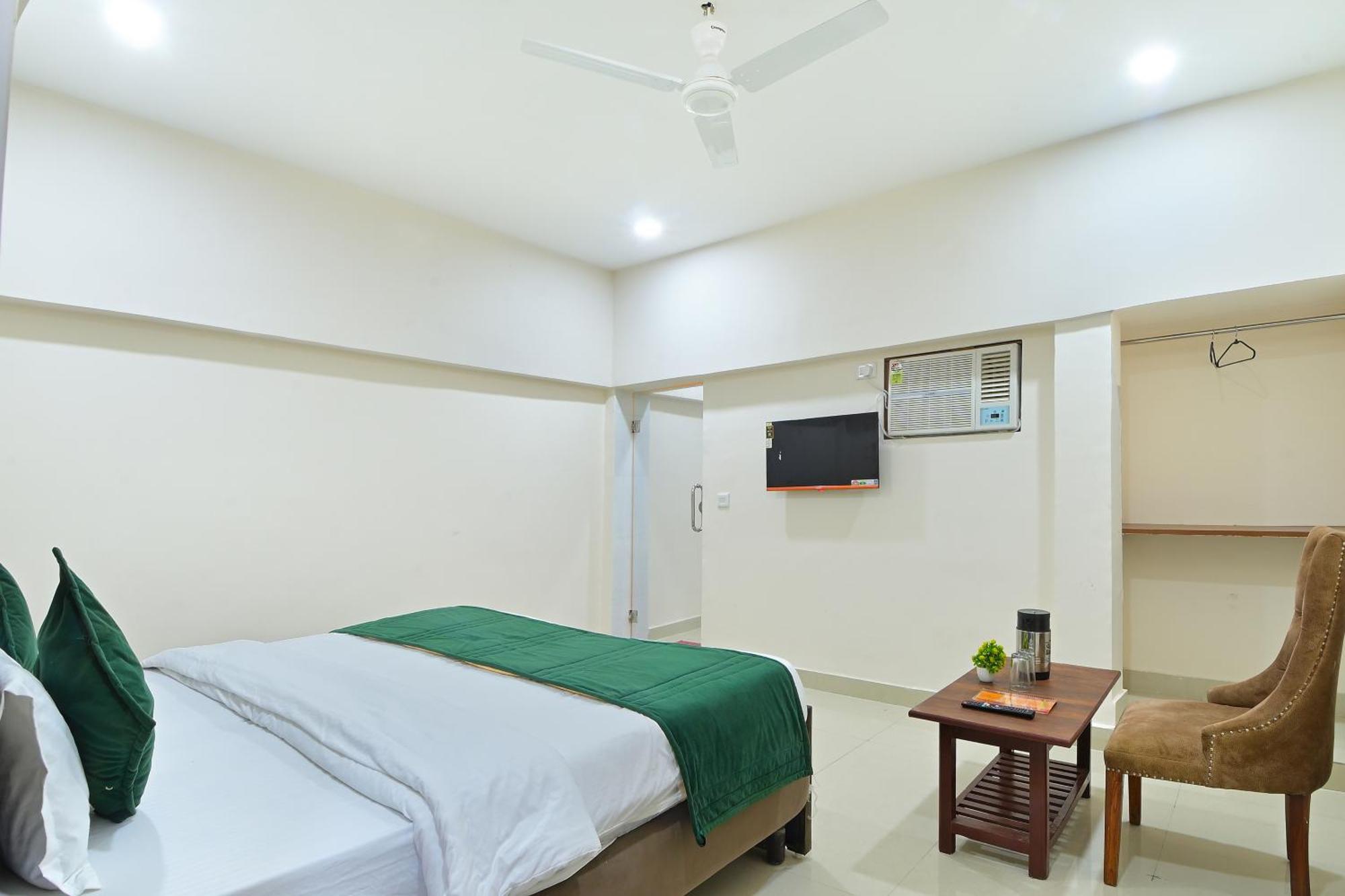 Chowdhry Tourist Lodge - New Delhi Railway Station - 2 Minutes Walk Ngoại thất bức ảnh